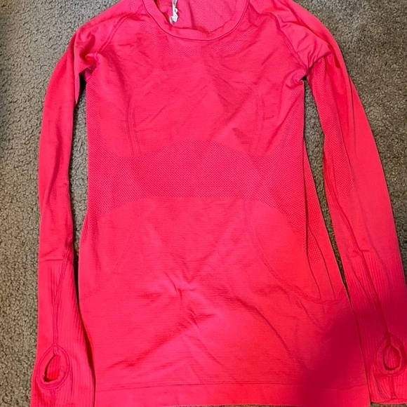LULULEMON SWIFTLY TECH 8 PINK LS CREW SHIRT